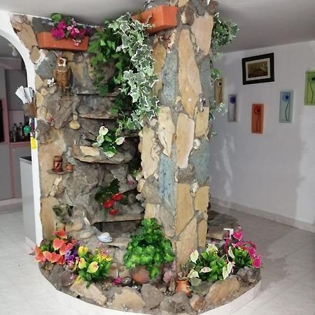 Hostal Dante San Gil Esterno foto