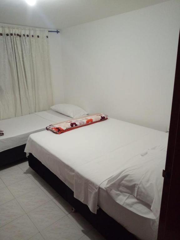Hostal Dante San Gil Esterno foto
