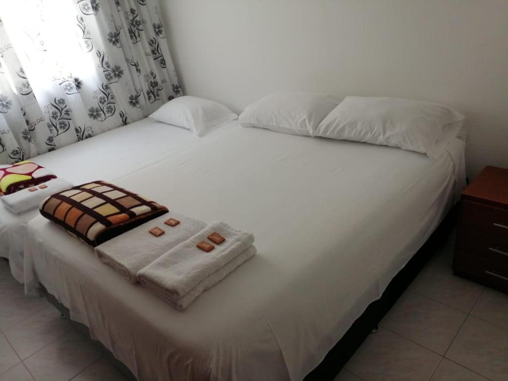 Hostal Dante San Gil Esterno foto