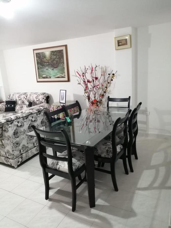 Hostal Dante San Gil Esterno foto